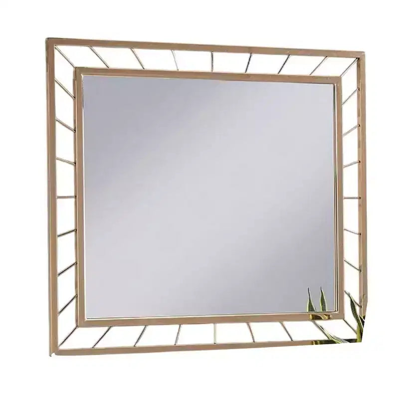 Miroir mural doré, rectangulaire, 39" x 35"