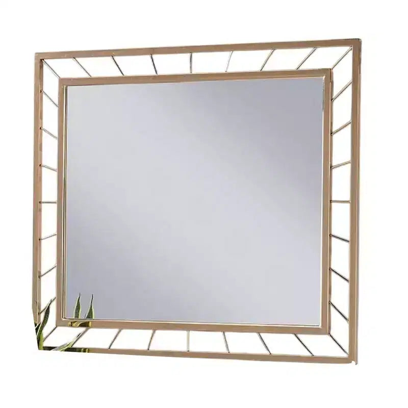 Miroir mural doré, rectangulaire, 39" x 35"